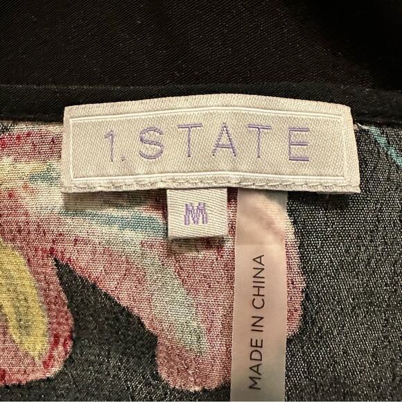 1.state black floral bell sleeve v neck top size M - Picture 8 of 8